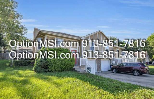 101 Southeast Greystone Drive Gallery 2