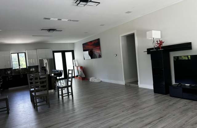 32 Atlantic Drive - 32 Atlantic Drive, North Key Largo, FL 33037