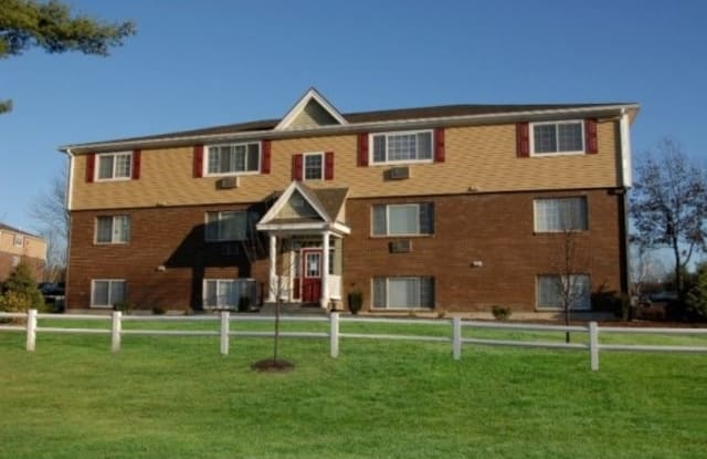 3961 Old Brown Avenue - 3961 Brown Ave, Manchester, NH 03103