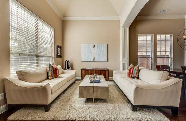 11197 Classic Lane Gallery 4