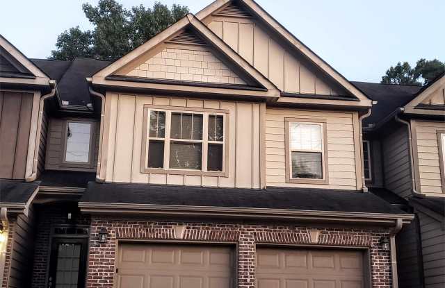 121 Grampian Court - 121 Grampian Court, Fair Oaks, GA 30008