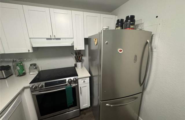 4235 N University Dr photos photos