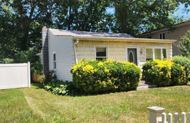 117 Alder Drive Gallery 2