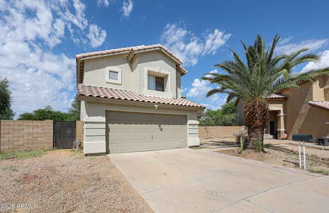 3902 E ROSEMONTE Drive Gallery 4