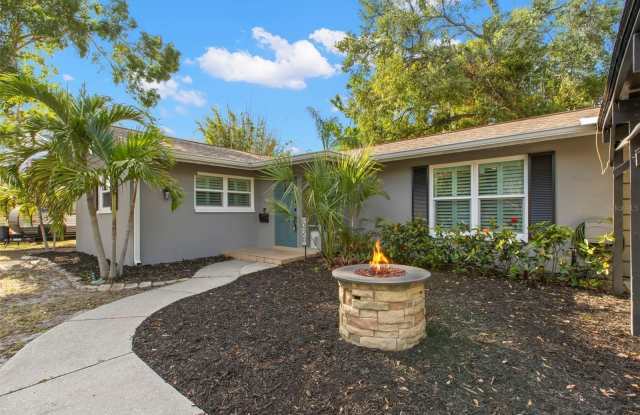 320 LAKE MAGGIORE BOULEVARD S photos photos
