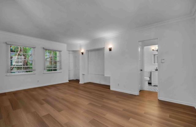 Huge studio in WeHo Gallery 4