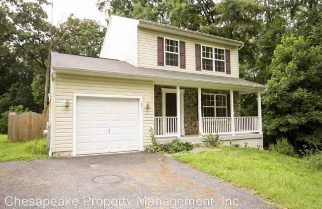 901 - 8th Street - 901 8th Street, Pasadena, MD 21122