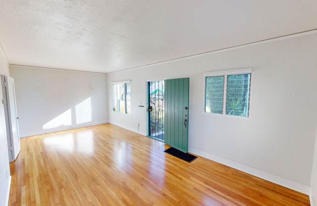 One Bed One Bath Casita Available for Long Term Rent in Coronado! - 950 C Avenue, Coronado, CA 92118 One Bed One Bath Casita Available for Long Term Rent in Coronado! - 950 C Avenue, Coronado, CA 92118
