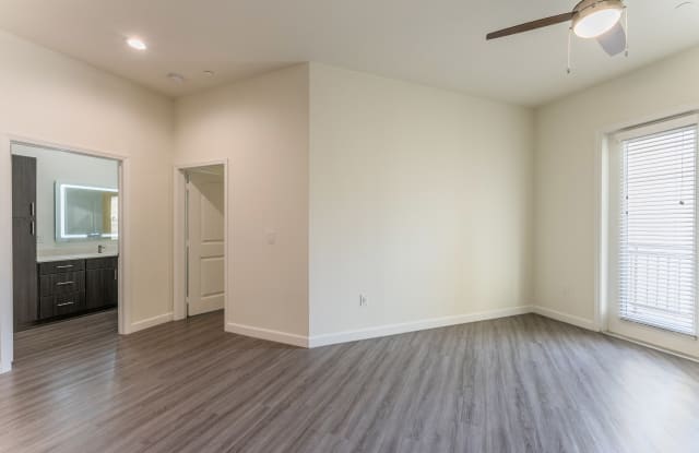The Residences at 3000 Bardin Gallery 2