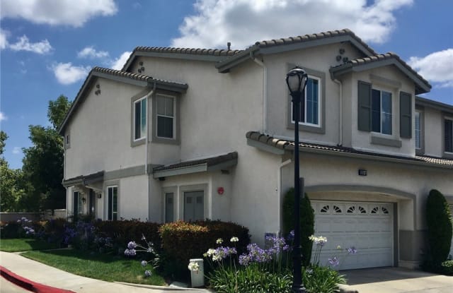 425 N Bloomberry - 425 North Bloomberry, Orange, CA 92869