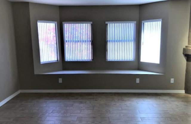 10917 East Hope Drive Gallery 3