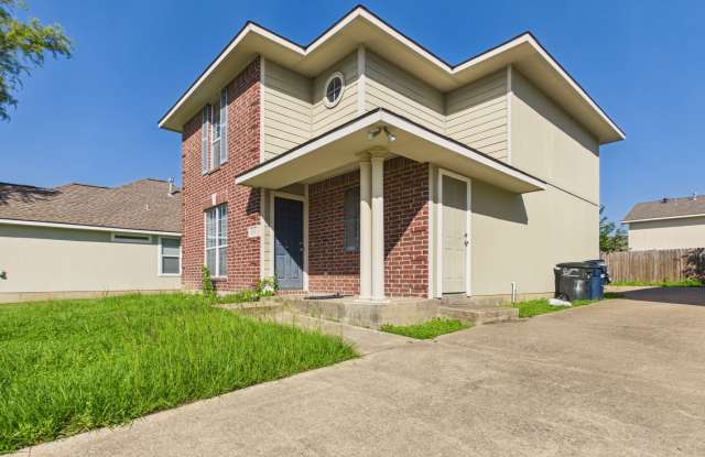 513 Camp Court Gallery 3