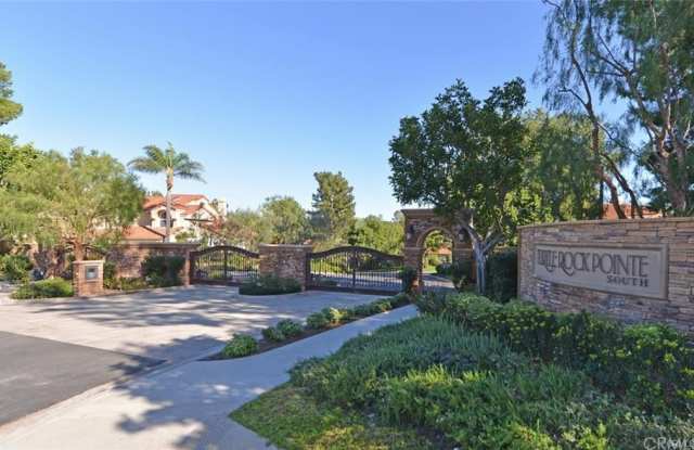 15 La Quinta Gallery 3