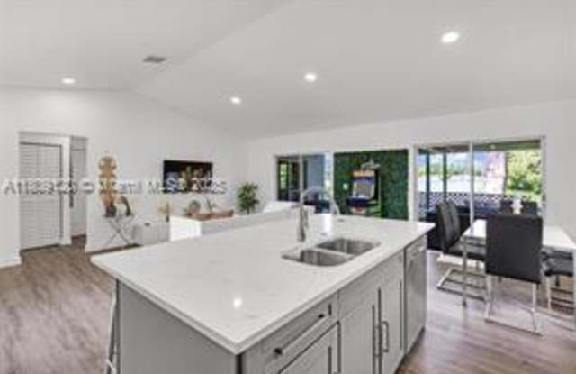 1020 Southwest 8th Street photos photos 1020 Southwest 8th Street photos photos