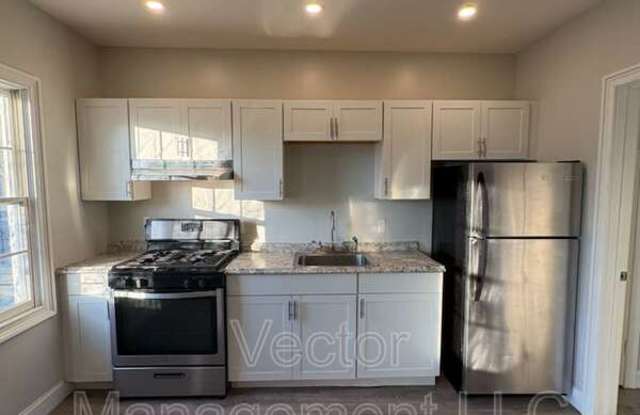 2842 Dixwell Avenue - C Gallery 1