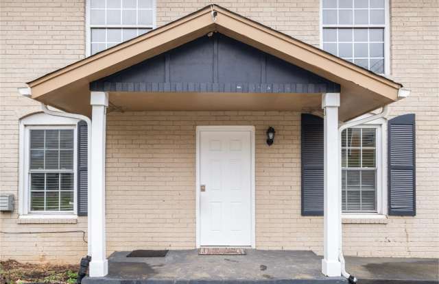 765 Huntington Parkway - 1 photos photos