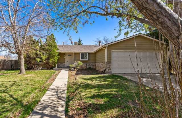 17122 E Kent Dr - 17122 East Kent Drive, Aurora, CO 80013