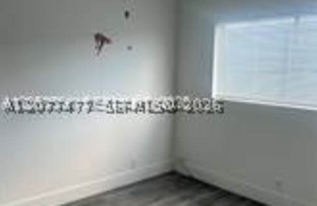 1829 N A St Gallery 4