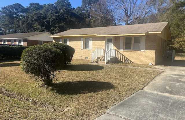 1421 Westwood Drive - 1421 Westwood Drive, Charleston, SC 29412