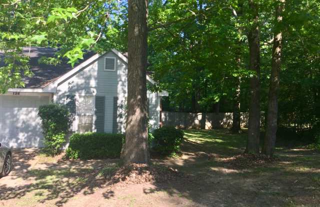 138 Lofty Pine Ln - 138 Lofty Pine Lane, Clinton, MS 39056