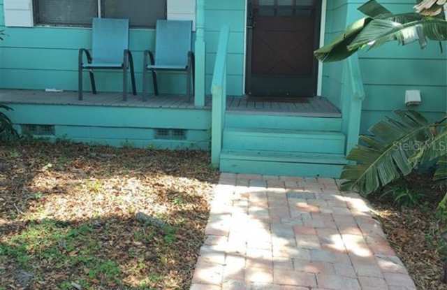 1431 PALOMA LANE Gallery 3
