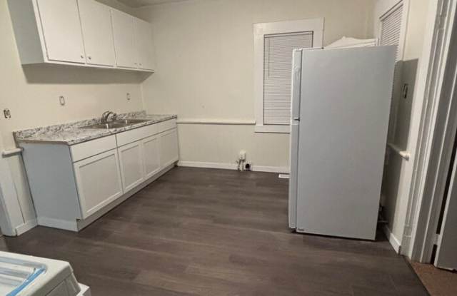 1216 Seavers Way photos photos