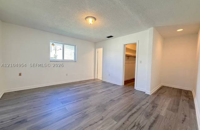 8590 NW 25th Ct Gallery 4