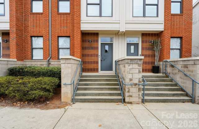 440 N McDowell Street photos photos