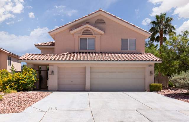 Four bedroom NW with enormous grass backyard and solar included photos photos