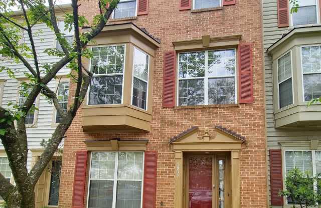 1037 LEXUS WAY photos photos