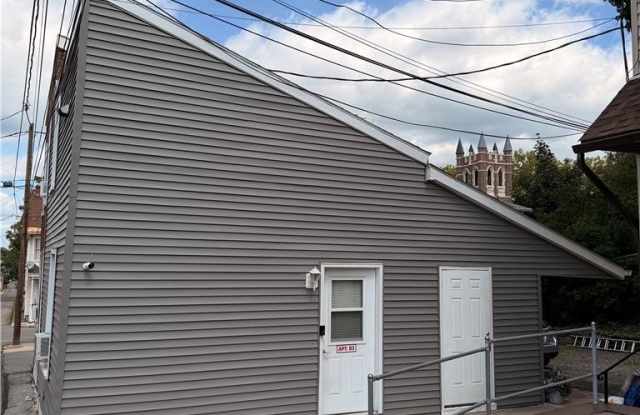 60 E North Street Gallery 1
