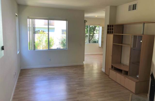30865 Cherbourg Court Gallery 3