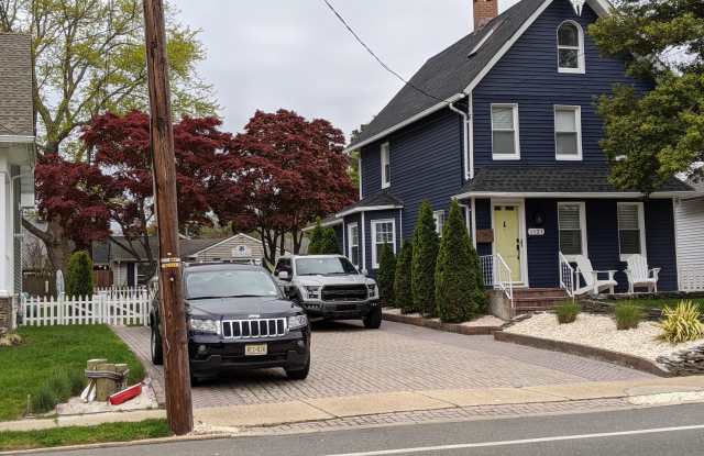 1121 Bay Avenue photos photos