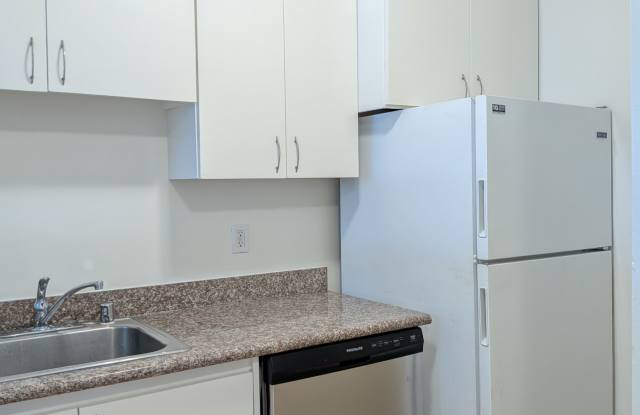 1580 Frisbie Ct Apt 6 Gallery 2