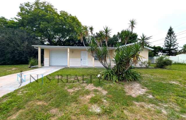 NEW renovation 2 bed/1 bath ~NEW: tile floors, kitchen renovation & paint! with a HUGE fenced yard!! Gallery 1
