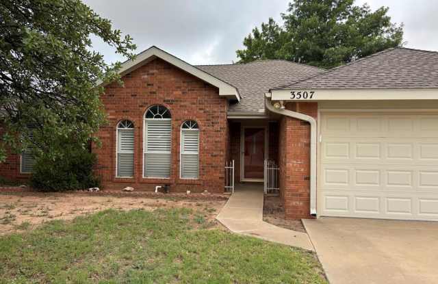 3507 Edgemont Dr photos photos