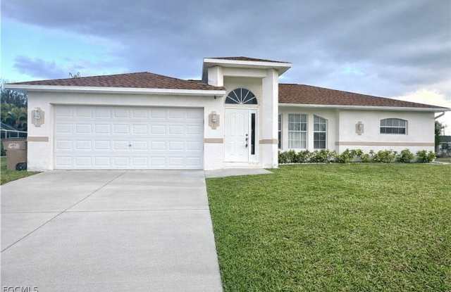 4409 SW 15th Avenue photos photos