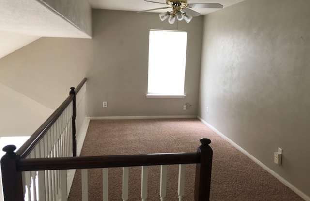 20810 Kings Clover Ct Gallery 4