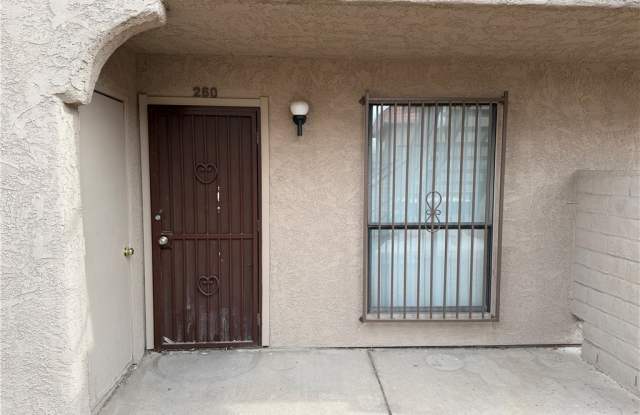 4300 N Lamont Street photos photos