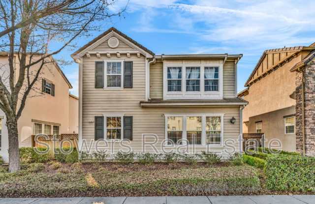 4685 Malayan St photos photos