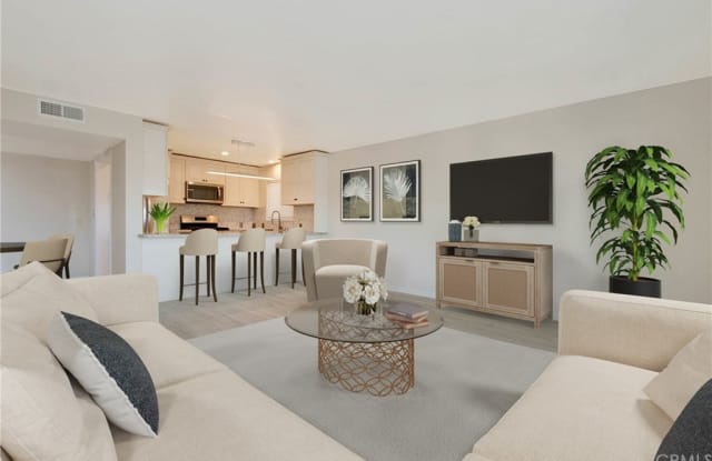 440 THIRD Street - 440 3rd St, Laguna Beach, CA 92651