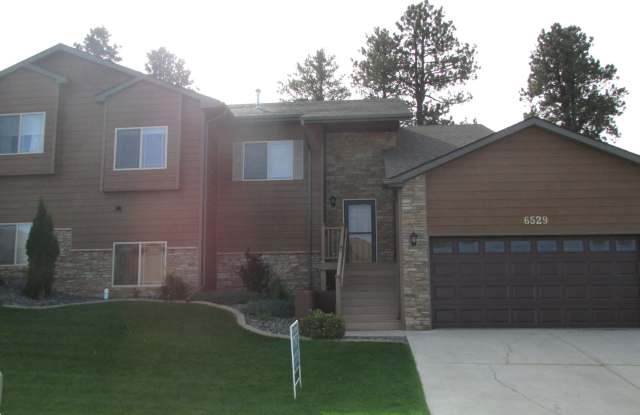 3 BEDROOM | 3 BATH | DOUBLE CAR GARAGE | TOWNHOME IN RED ROCK ESTATES photos photos