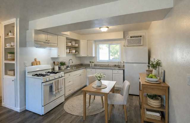 Courtside Apartments photos photos