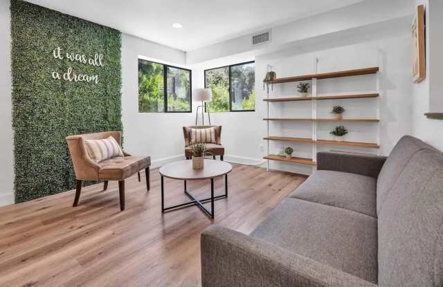 3550 Laketree Dr Gallery 4