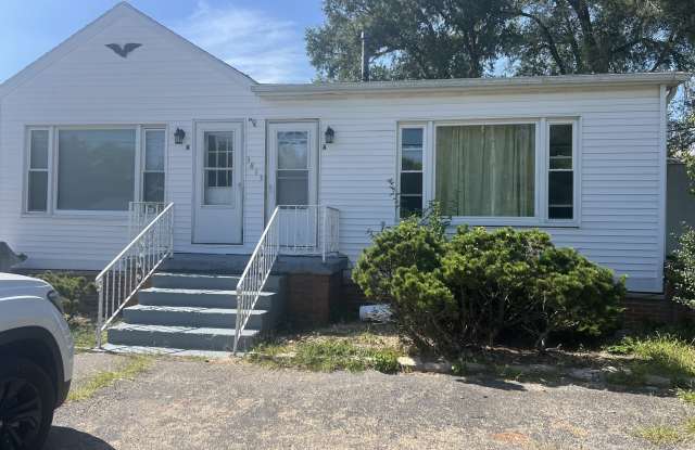 3813 South Lafayette Avenue - A - 3813 South Lafayette Avenue, Bartonville, IL 61607