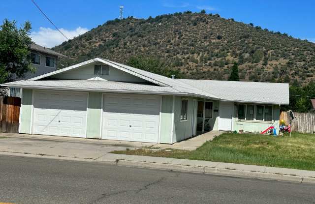 1014 S Oregon St photos photos