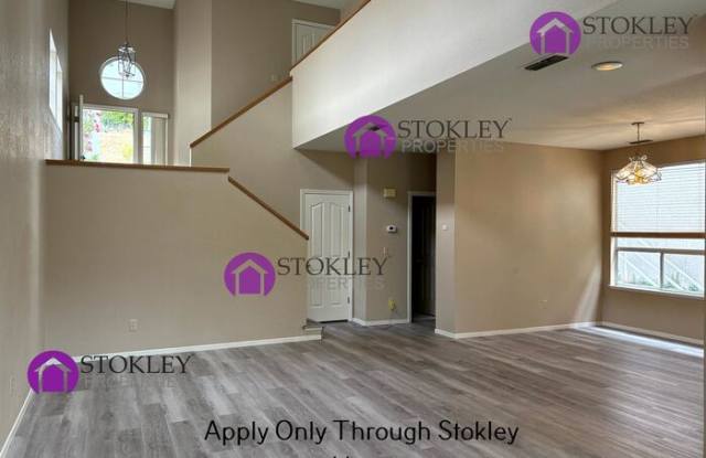 5300 East Lakeshore Drive Gallery 3