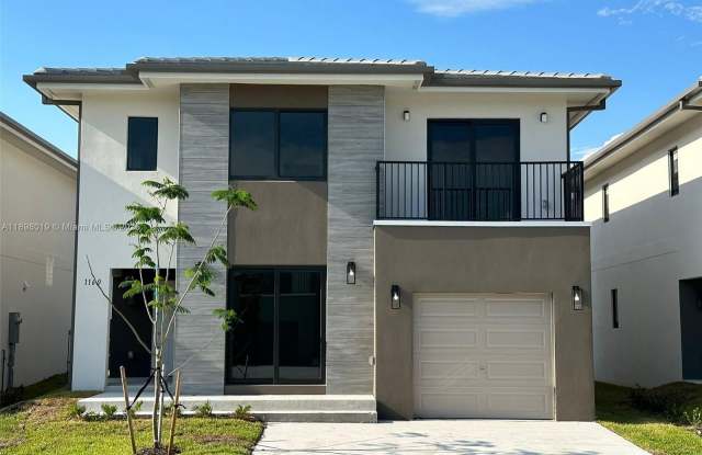 1160 NW 2nd St - 1160 Northwest 2nd Street, Florida City, FL 33034