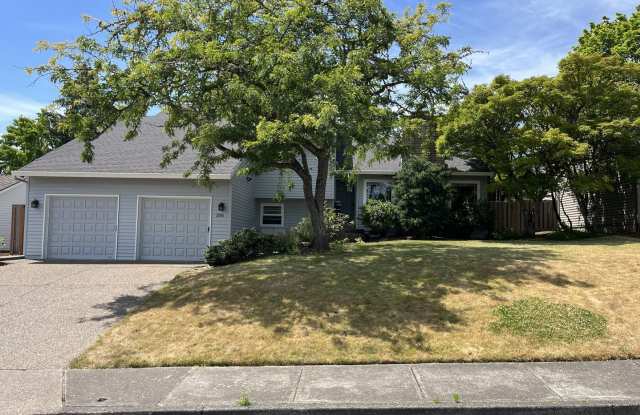 Bright and Open 4 Bedroom Cedar Mill Home with Vaulted Ceilings, Skylights & Multiple Living Areas photos photos