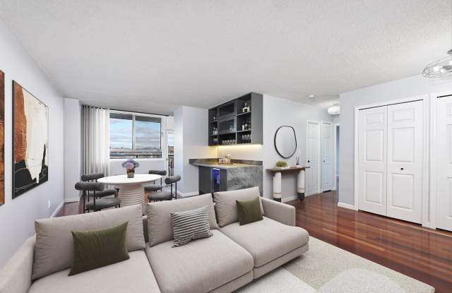 100 MANHATTAN AVE photos photos